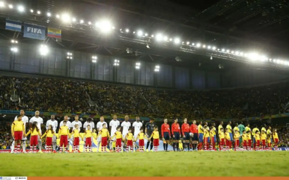 Afschuwelijk! Ecuadoraans international doodgeschoten op straat in bijzijn van moeder
