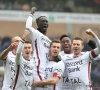 Mbaye Leye in de galerij der groten met 100 goals in JPL: "Mijn mooiste was ..."