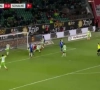? Hoe is het in godsnaam mogelijk! Wolfsburg van Origi en Dimata laat eerst penalty liggen en krijgt daarna op tragische wijze het deksel op de neus
