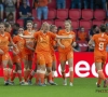 🎥 Camping van Oranje, dat is kamperen in de tuin van de Oranje Leeuwinnen
