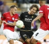 Anderlecht mag Duranville weer op blote knieën danken: 16-jarige versiert penalty na een uur slaapverwekkend vertoon