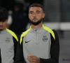 🎥 Blunder van Zeno Debast, die een komische own goal maakt