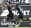 Domme rode kaart breekt OHL heel zuur op in seizoensopener bij Charleroi