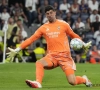 Mourinho vindt één keuze onbegrijpelijk na sterke avond van Courtois: "Waren ze aan het slapen?"