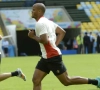 Kompany verlaat training geblesseerd