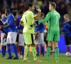 Daarom liep Mignolet een hele match achter Buffon aan