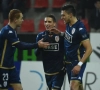 Standard doet weer mee om play-off 1 na zege bij Zulte Waregem: 2-3