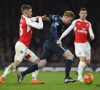 Oeps! De Bruyne gaat hier helemaal de mist in, tot jolijt van Emirates Stadium