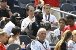 📷 FOTO: Lukaku en De Bruyne in tranen: familie biedt troost aan aangeslagen Rode Duivels na WK-exit