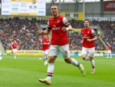 Podolski jongleert met robben