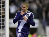 VIDEO: Schitterende beelden! Zó viert Mitrovic de 2-0!