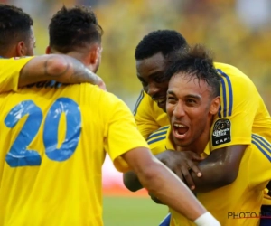 Aubameyang scoort, Ovono niet vrijuit bij tegendoelpunt in blessuretijd én ook pech voor Hugo Broos