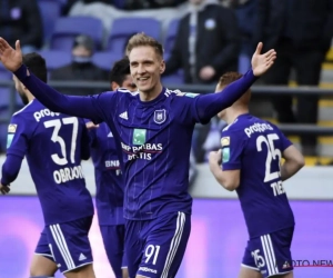 Anderlecht komt 4-0 voor (na drie goals van Teo) maar geeft het ei zo na nog uit handen