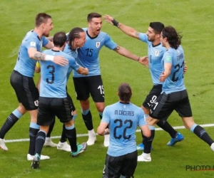 Gastland Rusland verslikt zich in eerste tegenstander mét kwaliteiten: Uruguay snoept de leidersplaats af