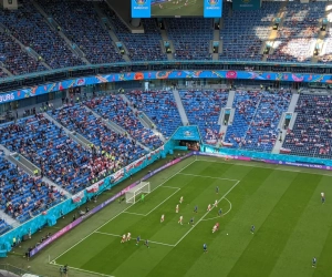 Ploegmaat Romelu Lukaku schenkt Slovakije tweede EK-zege ooit tegen tien Polen