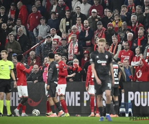Standard-supporters schieten zichzelf in de voet! Forfait lonkt nadat Dhondt Standard-Antwerp stillegt bij 1-0