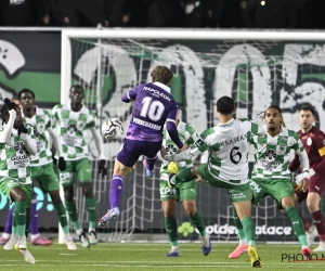 Anderlecht gaat in absolute slotfase met drie punten lopen op La Louvière dankzij onwaarschijnlijke held