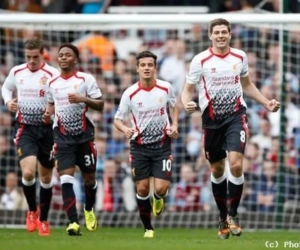 Liverpool heeft koppositie te danken aan twee strafschoppen van Gerrard