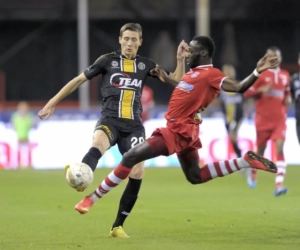 Lokeren verrijst na rust, valt met tien en speelt gelijk bij Mouscron-Péruwelz