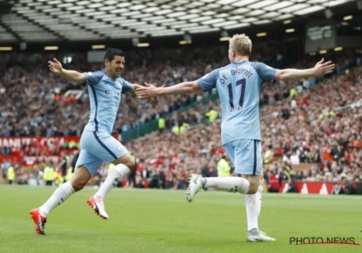 Kevin De Bruyne maakt Blind belachelijk en laat Manchester ontploffen