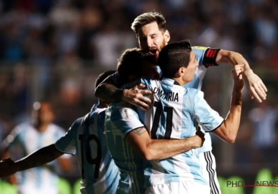 Kijk eens aan: Messi scoort fenomenale vrije trap voor Argentinië