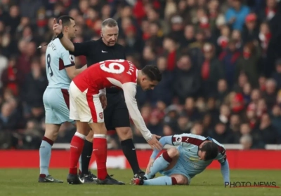 VIDEO: Xhaka met een échte doodschop op Defour