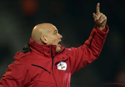 Van Wijk vol onbegrip na desastreuze eerste helft: "Moesten het spel helemaal ondergaan"