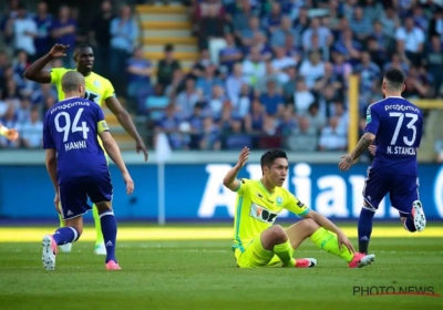 Fans nemen keuzes Weiler en één speler van Anderlecht in het bijzonder op de korrel na teleurstellende topper tegen Gent