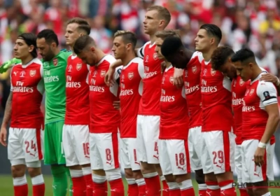 Pracht van een minuut stilte, maar Hazard en co. krijgen bakken kritiek