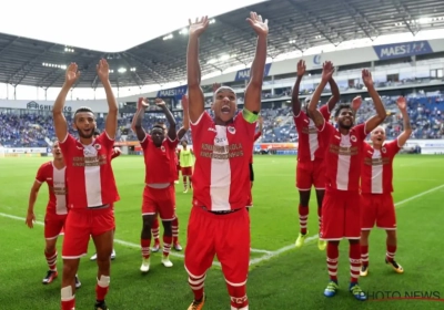 Twitter gaat los na stunt van Great Old: "Respect voor Antwerp!" vs. "Ze parkeren de bus"