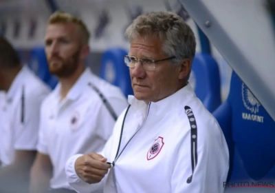 Ondanks 4/6 stormde Antwerp-coach Bölöni perszaal uit: "Ik ben gelukkig, maar niet tevreden"