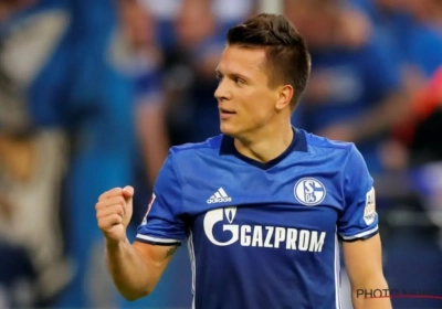 Schalke zet 'meest gehate club in Duitsland' meteen op z'n plaats (mét beelden)