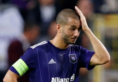 Hanni herleeft onder Van Haezebrouck tegen KV Mechelen, Twitter sluit de Algerijn weer in de armen