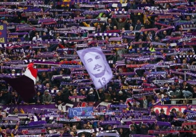 ? Eerste thuismatch van Fiorentina sinds dood van Astori zorgt voor ontroerende en indrukwekkende beelden