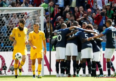Twee strafschoppen zijn hoogtepunt in zoutloze opener tussen Frankrijk en Australië, flits van Pogba maakt het verschil