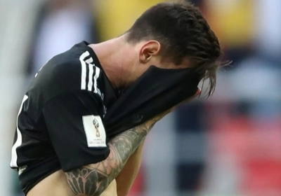 Van superster tot schlemiel (voor één dag): "Hij is alleen op de wereld, helemaal alleen" en "Druk op hem moet enorm zijn"