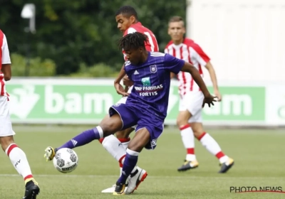 Anderhalf jaar geleden hoefde Anderlecht hem niet meer: jonge Belg smeert Ajax eerste nederlaag van het seizoen aan