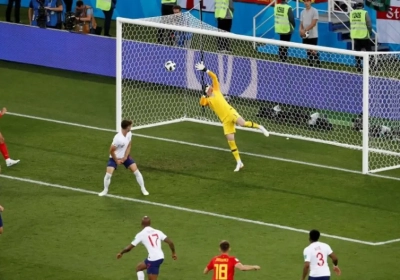 Die prachtgoal van Januzaj? Thibaut Courtois legt haarfijn uit waarom hij die bal wél had gepakt