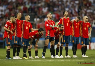 Niet geselecteerde Cesc Fabregas is scherp voor de aanpak van het uitgeschakelde Spanje: "Er kwam geen enkel gevaar"