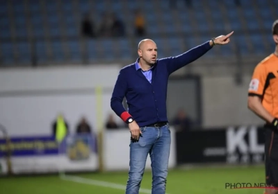 Bob Peeters opgetogen met eerste zege na 0 op 12: "Geen schoonheidsprijs, maar dat is niet het belangrijkste"