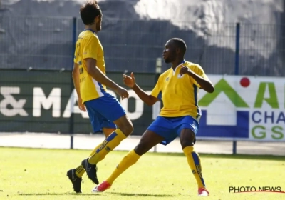 ? Union-aanvaller solliciteert met sublieme goal voor doelpunt van het jaar! Wauw!