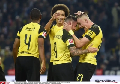 ? Alcacer stuwt Dortmund en Witsel in knotsgek slotoffensief naar de koppositie