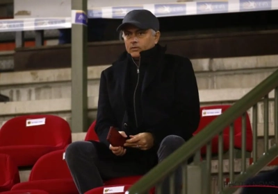 ? Amai! Fellaini redt Mourinho (en die wordt helemaal gek) met ultieme goal, Denayer pakt punt tegen City