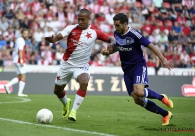 Van Kessel werd de huid vol gescholden door eigen ploegmaats na fairplay: "Niet normaal"