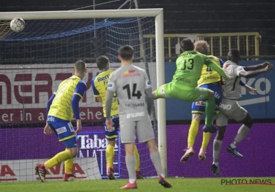 Genk kent bijzonder moeilijke avond tegen Waasland-Beveren
