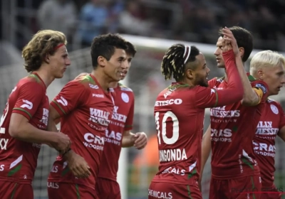 Ladies Night, DJ, Speler van het Jaar, een topschutter ... en maar 3 verdedigers: puzzelwerken en feestbedrijf Dury op slotspeeldag