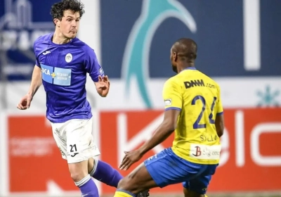 "Ref zei ook dat het voor VAR moeilijk is" - Strafschopregels worden steeds lastiger, analisten treden bij: "Niemand weet het nog"