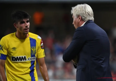 Ex-Buffalo krijgt zijn kans bij STVV en tracht de moed erin te houden: "Het is een zuur gevoel"