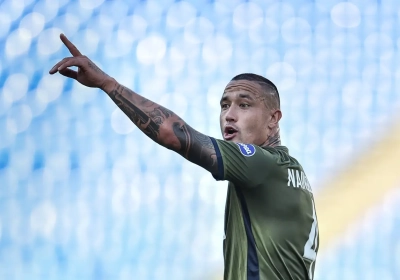 Radja Nainggolan wint Belgisch onderonsje met Castagne in Italië