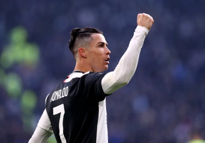 Cristiano Ronaldo zet Juve op weg naar zege en komt (voor héél even) op gelijke hoogte met Messi